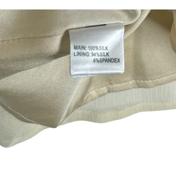 St. John Couture Ivory Tank Top Silk Blend Sleeveless Blouse Drape Neck Size 10 - Picture 6 of 6